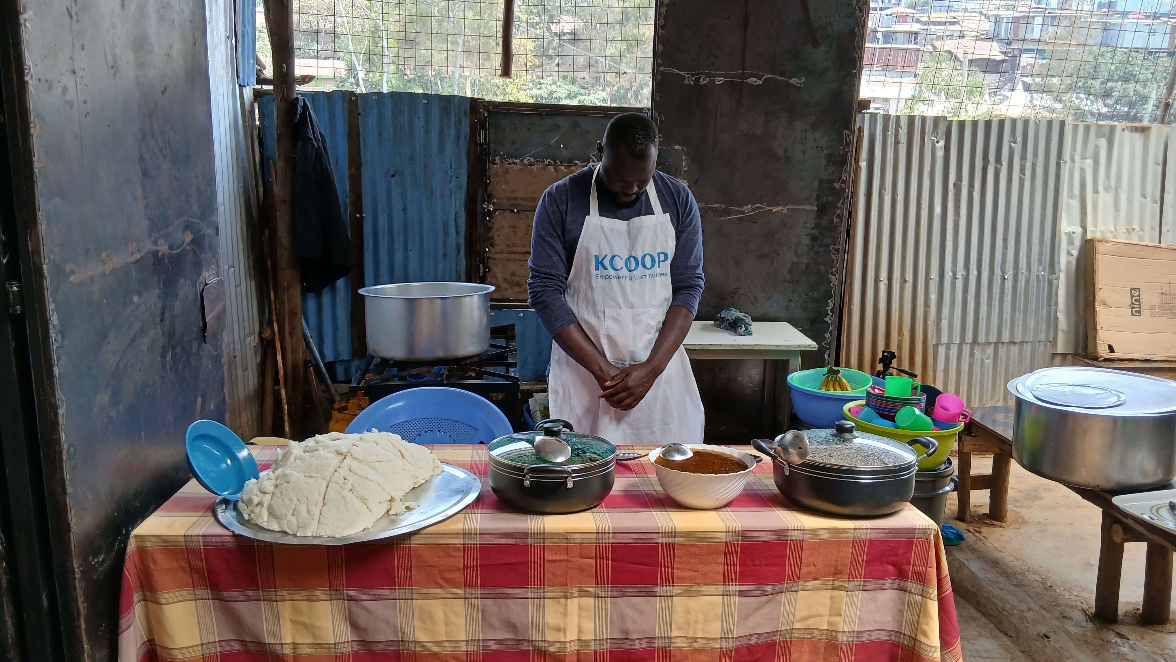 chef at station