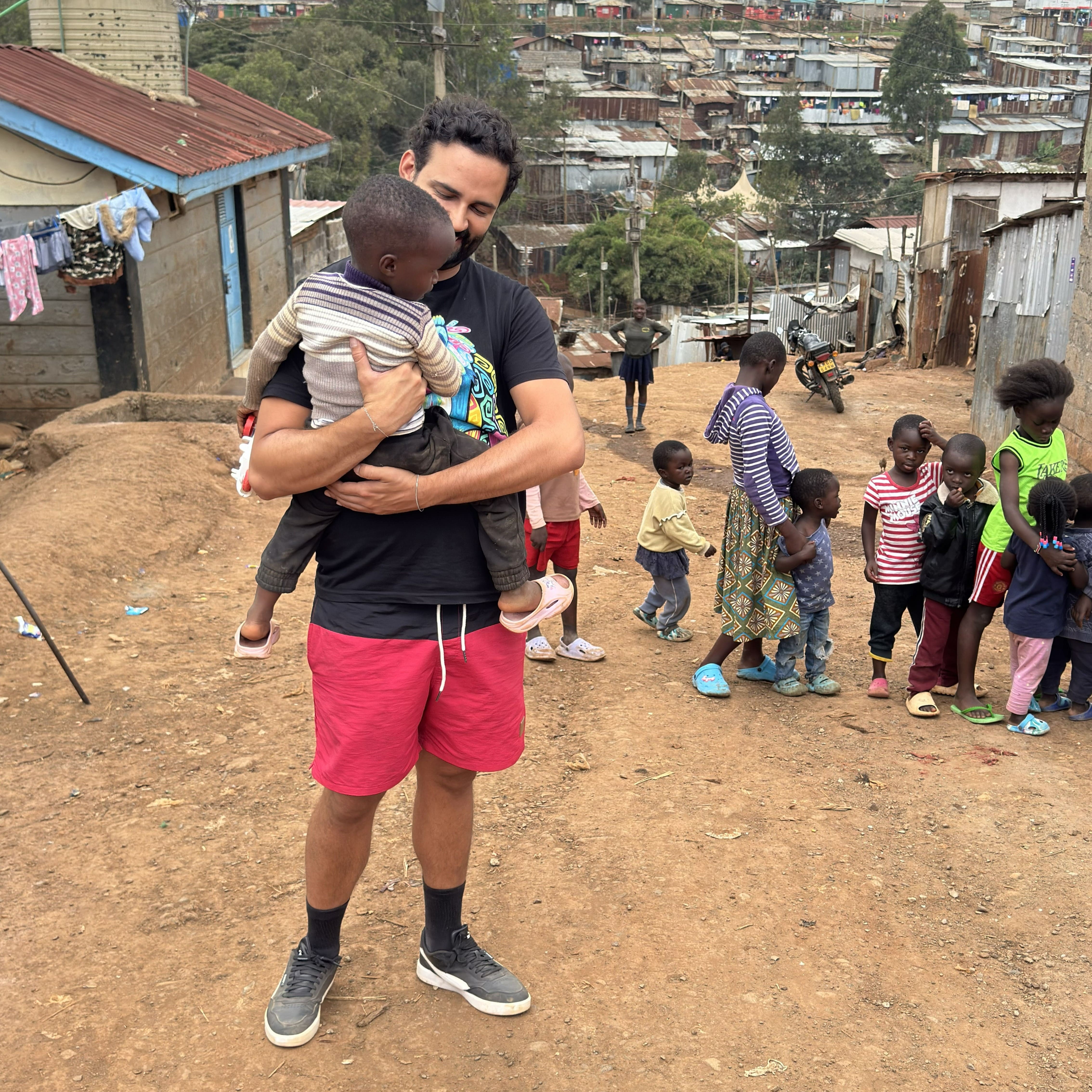 uide with child